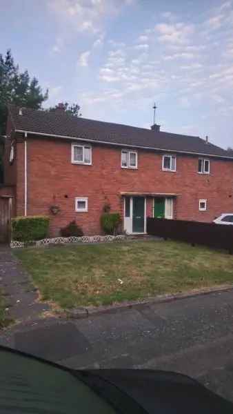 House For Rent in Coventry, England