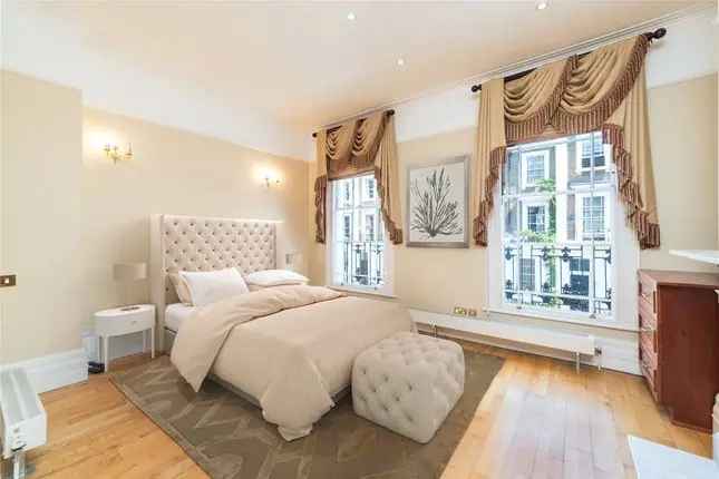 Terraced house for sale in Cambridge Street, London SW1V