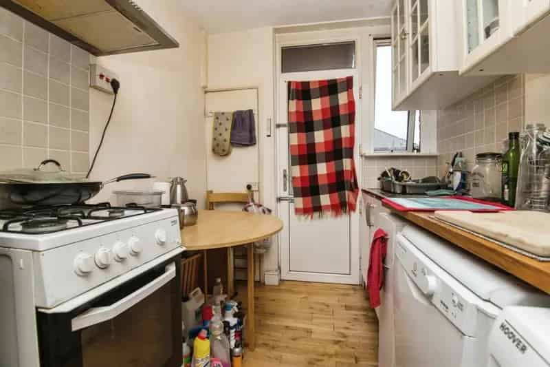 3 Bed Semi Detached House Wonford Exeter