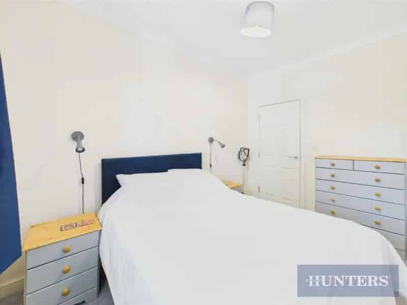 1 Bed Ground Floor Flat for Sale South Side Location