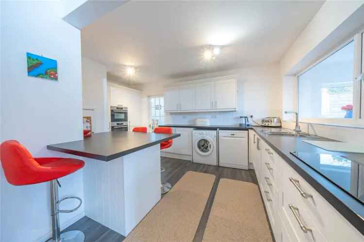 House For Sale in Wakefield, England