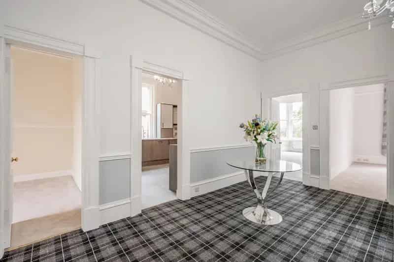 Elegant 5-Bedroom Stirling Apartment in Kings Park