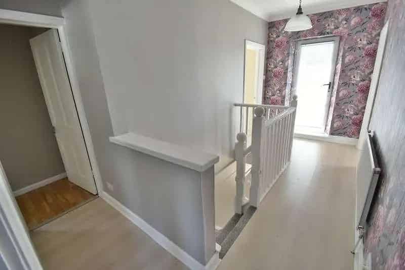 4 Bed Detached House for Sale