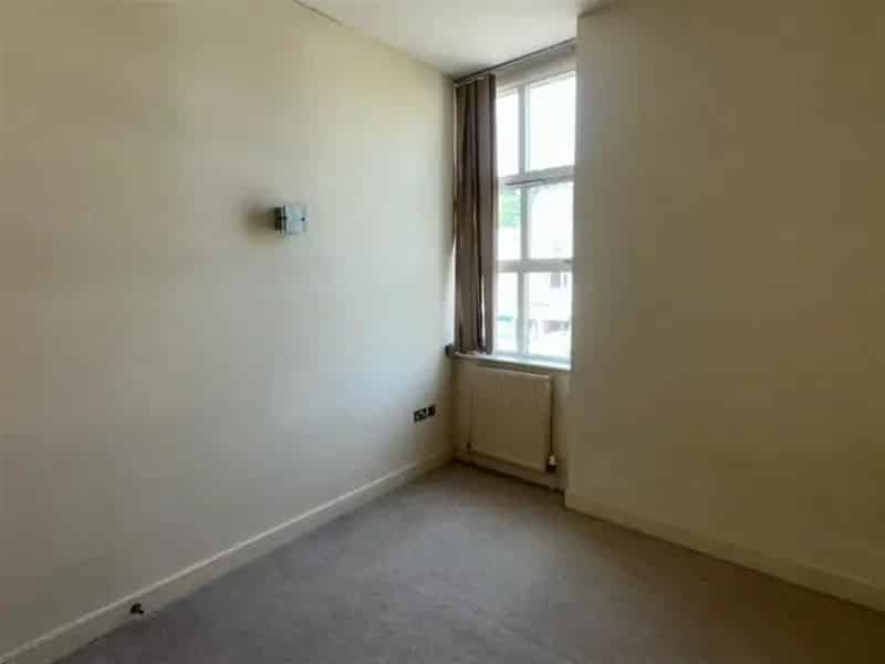 Two Bedroom Apartment Sowerby Bridge Zero Deposit Parking Available