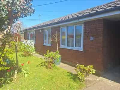 2 Bed Bungalow in Pensby