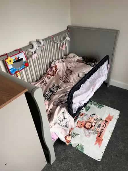 2 Bed House Near Aldi and School