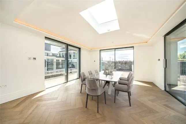 Luxury 3-Bed Penthouse Apartment Kensington Gardens Square London