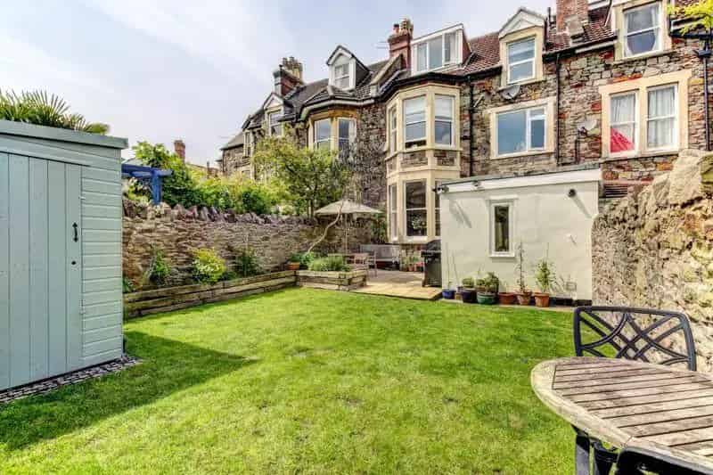 23 Bedroom Maisonette for Sale Victorian Features