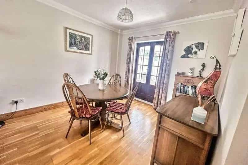 3 Bed Detached House for Sale in Dorset Village