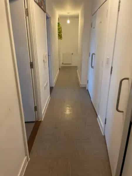 3 Bed 2 Bath House Near Croydon Station and Schools