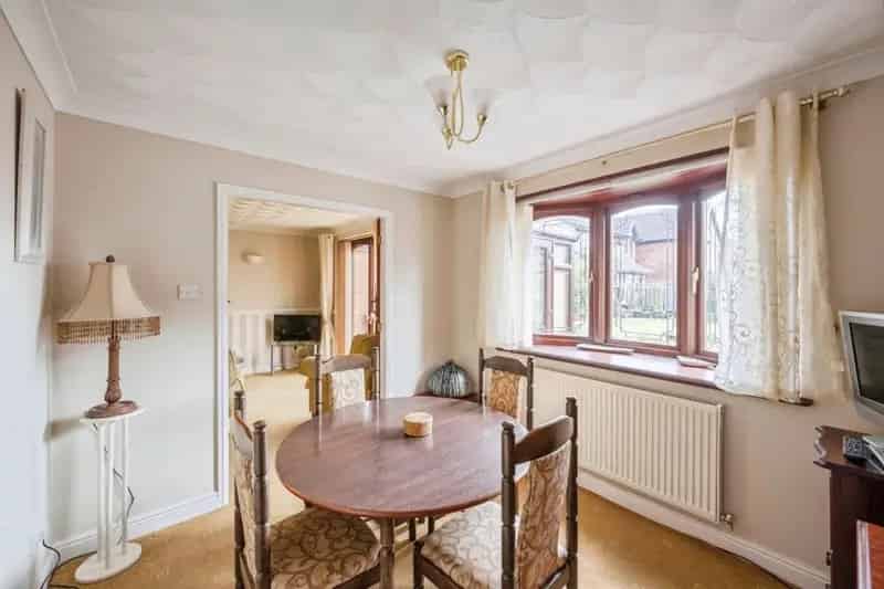 Spacious 3-Bed Detached Bungalow For Sale