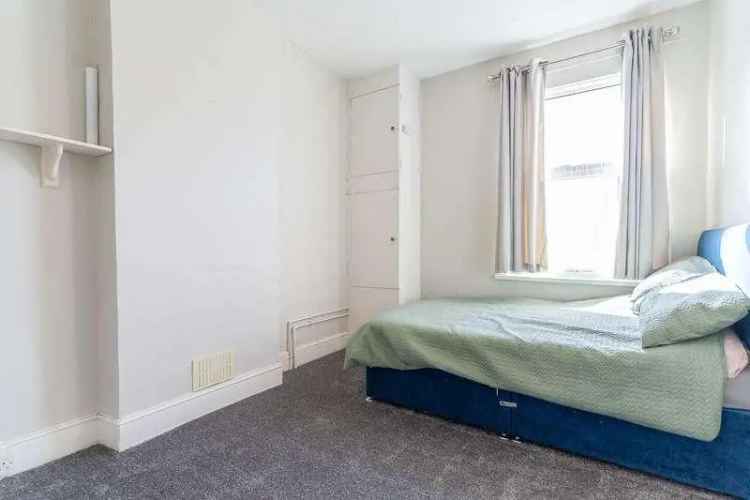 2 Bed End Terrace House For Sale
