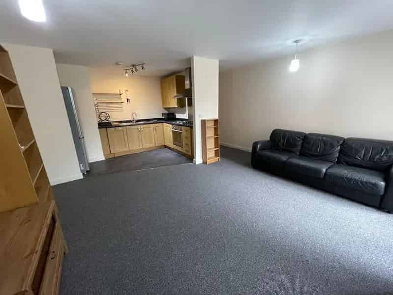 2 Bedroom City Centre Apartment To Rent June 2025