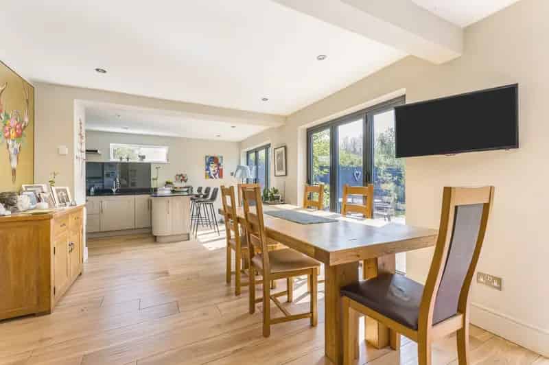 4 Bedroom House for Sale Near Cookham Station