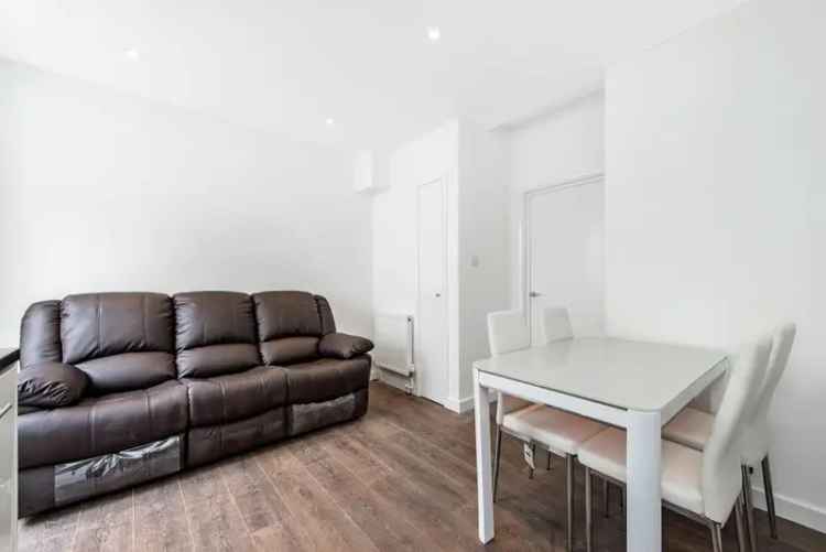 Refurbished One Bedroom Apartment with Private Terrace Near Edgware Road