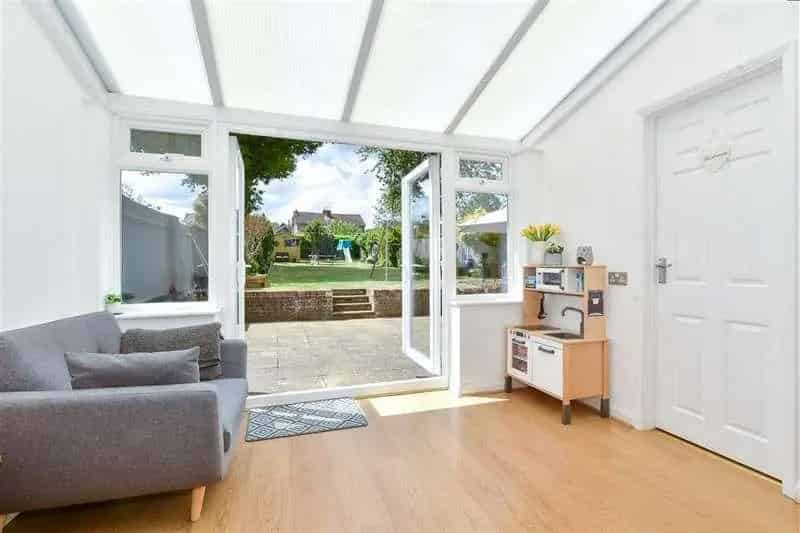3 Bed Semi-Detached House for Sale Allington