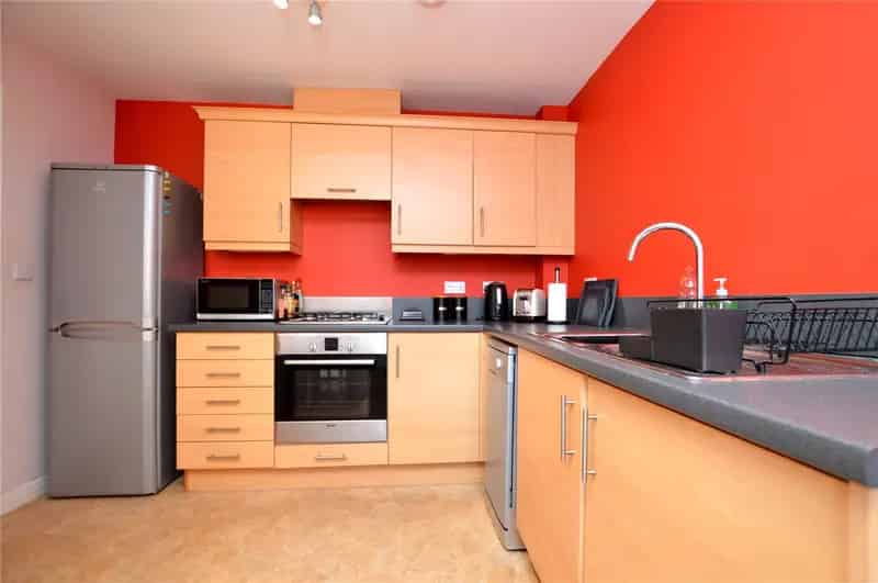 2 Double Bed Apartment Farsley Modern Development No Onward Chain
