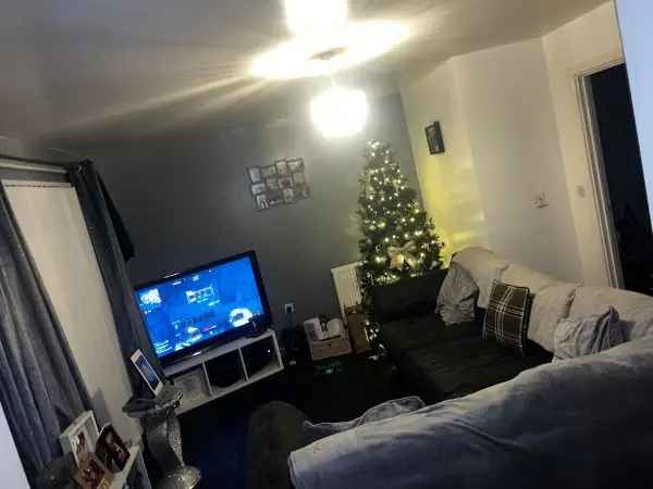 Flat For Rent in Metropolitan Borough of Solihull, England