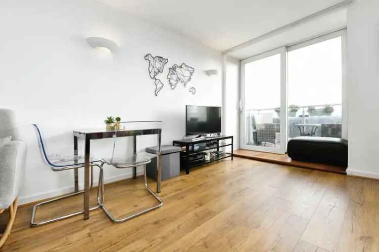 2 Bedroom Apartment for Sale in Beckett House