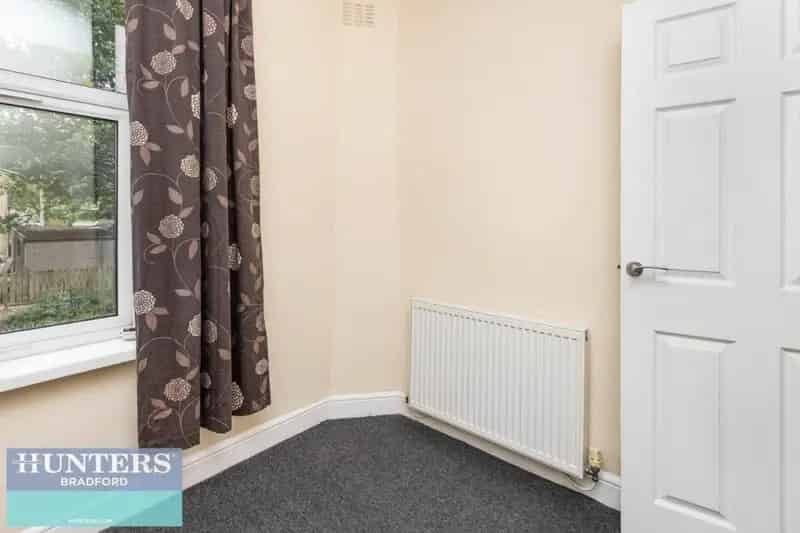2 Bed Terrace House For Sale Near City Centre