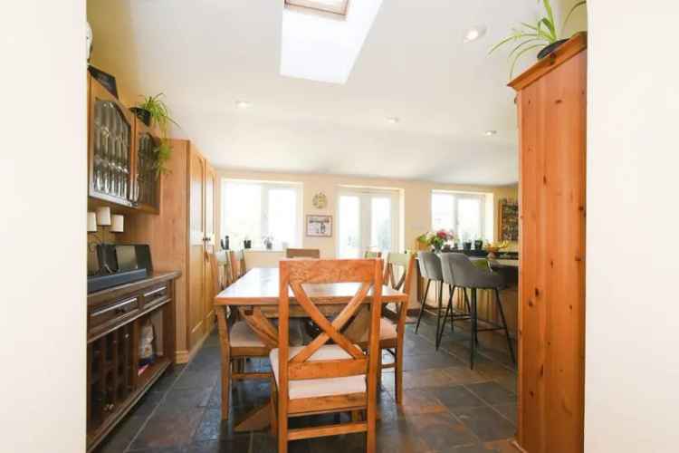 1930s Detached Family Home with Garden Office and Garage