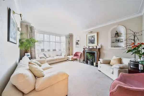 Farm Avenue, London, NW2 2EG | Property for sale | Savills