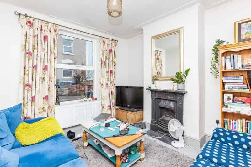 2 Bedroom Terraced House Bedminster