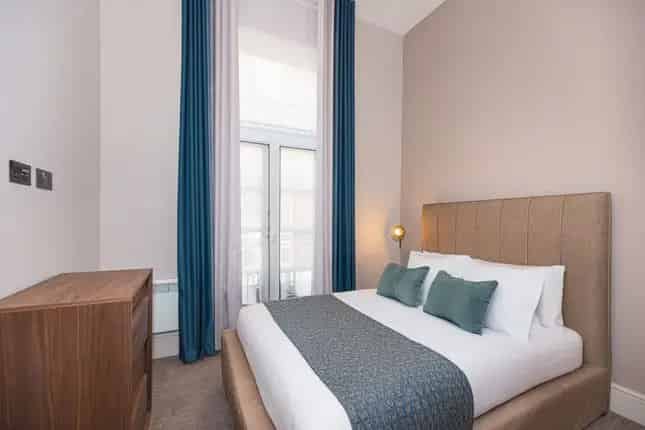 7 Apartments 3 Commercial Units Westbourne Grove London Rental Income