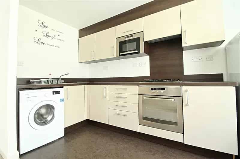 1 Bedroom Flat House to Rent