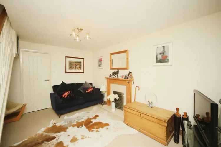 Two Double Bedroom End Terrace House Hunt End Redditch