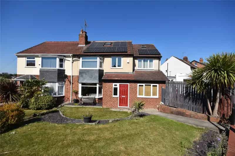 Extended Semi Detached Family Home with Large Garden and Modern Kitchen