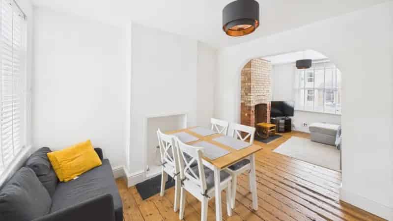 2 Bedroom Victorian House For Sale in Bury St Edmunds