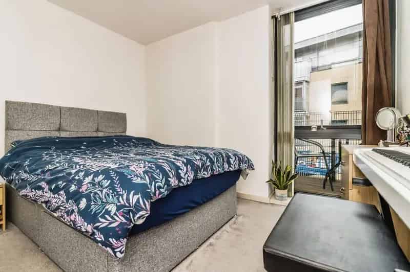 1 Bedroom Flat for Sale Manchester M4 Northern Quarter Balcony Parking