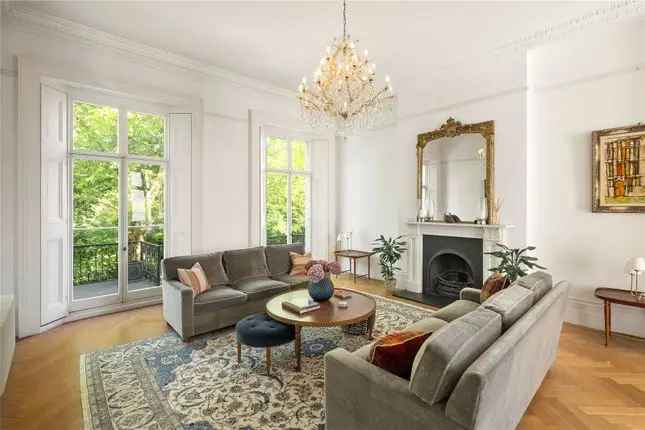 Impressive Grade II Listed Townhouse Thurloe Square SW7