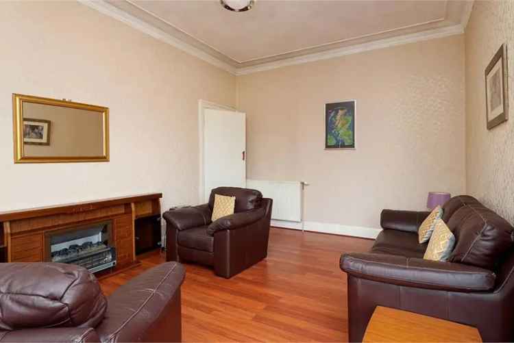 2 Bed Flat Glasgow Linthouse - Large Apartment Near Queen Elizabeth University Hospital