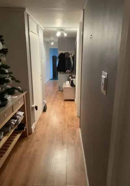 Spacious Ground Floor Apartment with Large Gardens and Tennis Court