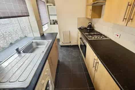 1 Bedroom Flat 19m² Southampton - Garden Parking Pets Considered