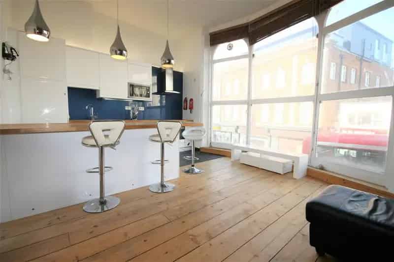 2 Bedroom Flat for Sale