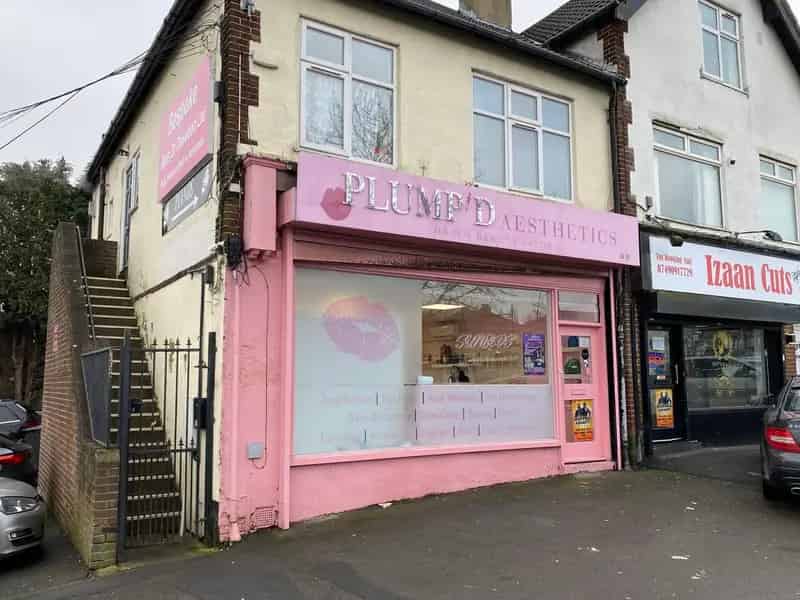 Retail Unit For Sale 710 sq ft Busy Neighbourhood Prominent Location