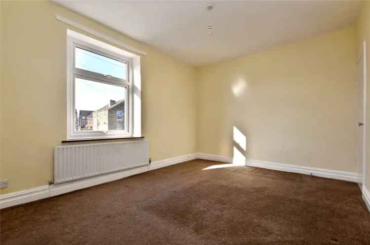 Three Bedroom End Terrace House Rothwell Large Garden Potential Extension