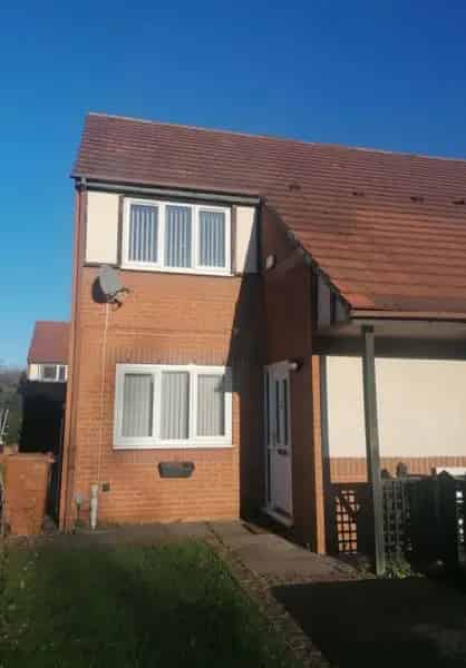 Gable End House with Garden Shed and Driveway