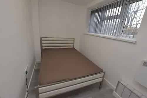 1 Bedroom Flat Near City Centre - Modern Ground Floor Apartment