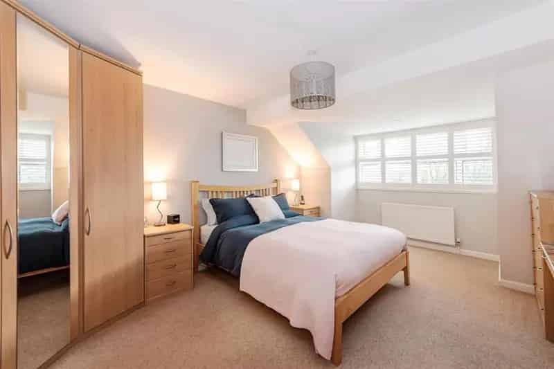 4 Bed Detached House for Sale