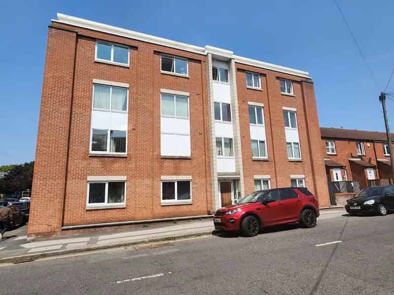 2 bedroom  Flat for sale, Nottingham, Nottinghamshire, NG5