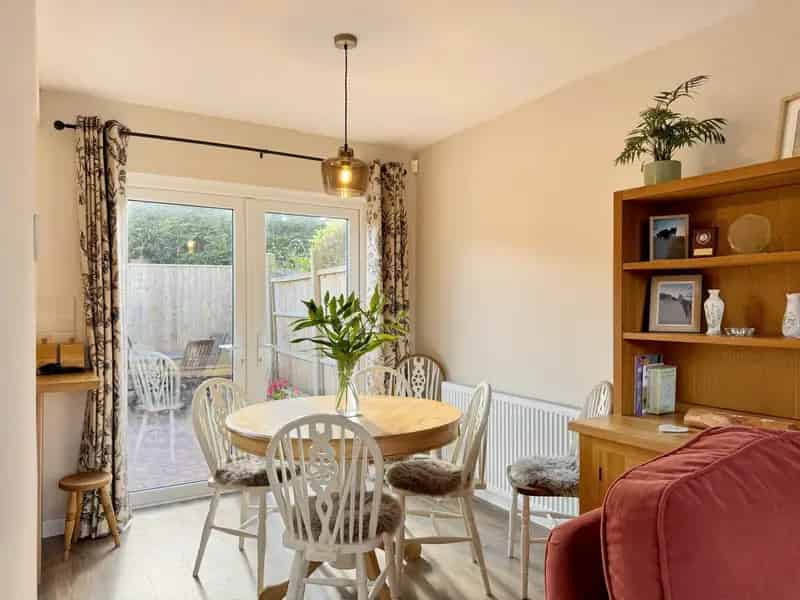3 Bedroom Semi-Detached House for Sale Thorpe Salvin