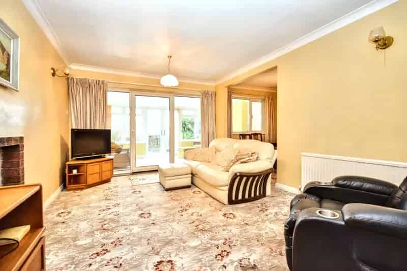 House For Sale , 3, Lennox Drive, Wakefield, England