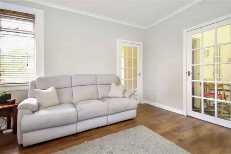 2 Bed Semi Detached House Near City Centre and Railway Station
