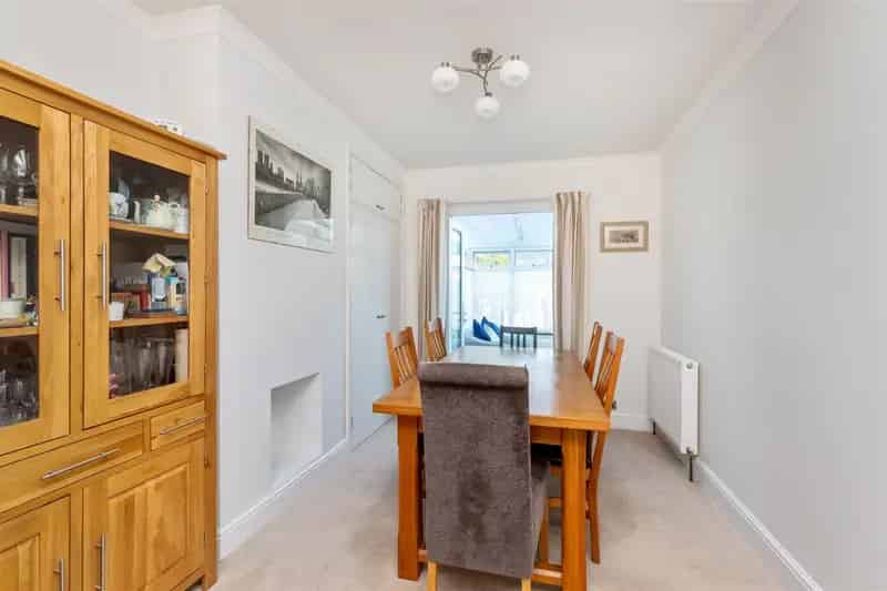 4 Bedroom House Near Portslade Station