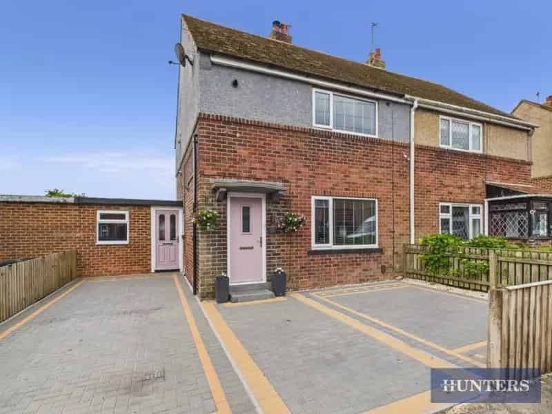 2 Bedroom Semi-Detached House For Sale in Filey