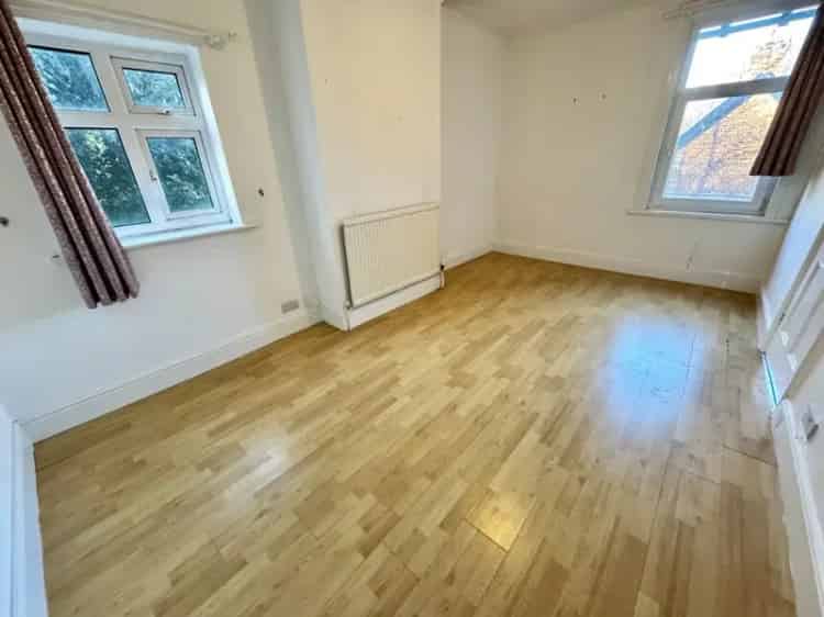 3 Bedroom Semi Detached House Scarborough North Yorkshire